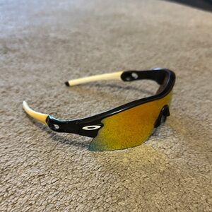 Oakley Radar Polarized Sports Sunglasses